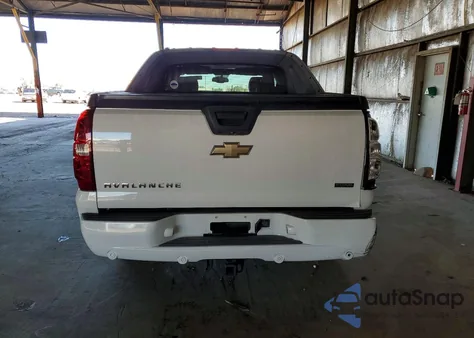 2010 Chevrolet Avalanche Ltz z USA, uszkodzony, nr VIN 3GNVKGE07AG123865